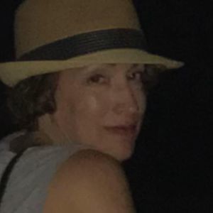 Meet your Posher, Julie